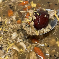 ����һ��Ů���ر�������Ѫʳ�ƣ������𵰣�