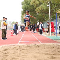 ����5���¼���ⳡ�м���ְѧ���˶��ᳬȼ