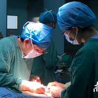 ��31��׼����ͻ���������в㣬��ѧ��ҽ���Ŷ����֡������ֱ�С