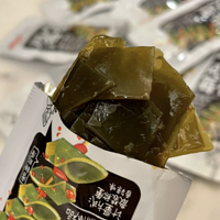 ����ضڣ���8����С��ʳ�ҷ��˾Ͱ�����һ��һ������ͣ������