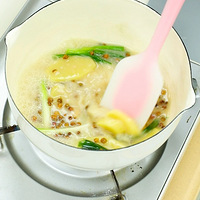 Ƥ���ڴ������棬�������ı�֭��������~