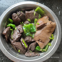 �������ʲô����������������ѼѪ