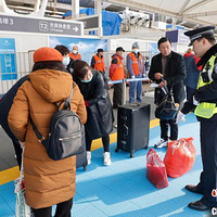 "���ħ����"1��1��ӭ���׺�����