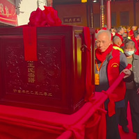 �л���Ϊ��  ������Ϊ��