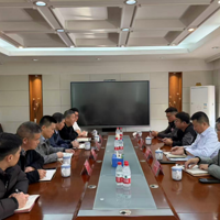 ���¶�̬��̨�����Ĵ������������������������һ����ѧУ����