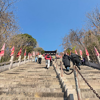 �ٺ�һ���Σ����ϳ��ǡ��н��š�����