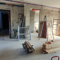 С֥����B��112ƽ�м仧�ͣ�̨�ݵڶ���û�˸�˵��һ�ɣ�