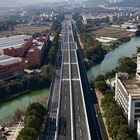 �ٺ���ɣ������߼ܿ���·ͨ����