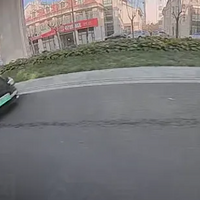 ȫ�����ɣ�1���ӱ�ͣ����8�ε�·��������������λ����Թ�