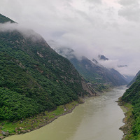 �ڽ�����