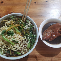 �������ʲô�����ұ�������������