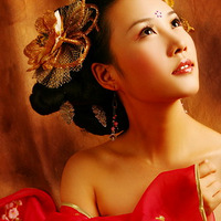 ʢ��ʱ����Ů