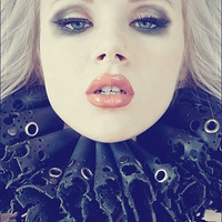 ���ֲ�ױ ��̽�����Ƭ�еĲ�ױ̬��