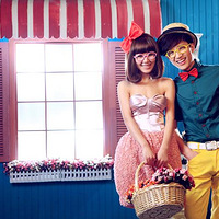 ���ǵİ� �ǹ�ɫ