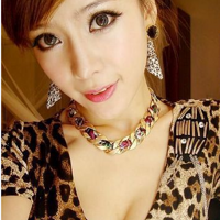 ��Ѫ��ױ�� �Ը�����