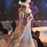 ������װ���ԣ�ɴ����Ⱥ���Լְҵ�����ײ