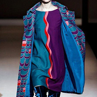 ��֪��OUT 2011�°���Ůװ����