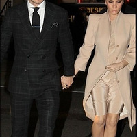 ʱ�ֱ�ɩ��ͷ������˭������