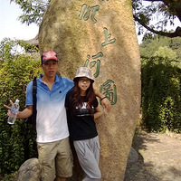 13���Կ���Ӧ��ѡ˭�أ�