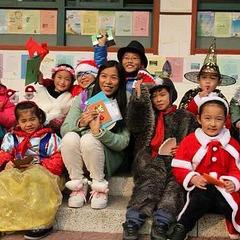 恋上童年那片蓝 ——记文三教育集团文三街小学吴瑛老师