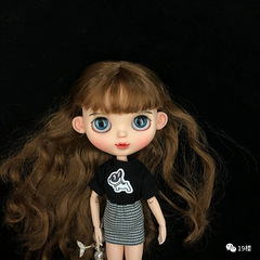 隐秘“娃圈”一个拍出22万元！95后姑娘入圈4月已经...