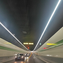 路过，香积寺隧道，限速