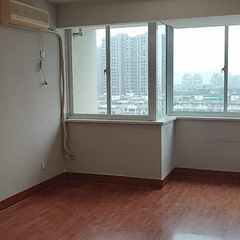 1号线闸弄口地铁口白云大厦酒店式公寓出租，可以注册可以住人