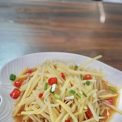 大学城旁的热炒店，果然有两把刷子