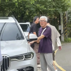 张宇近况曝光！满头银发，身形消瘦