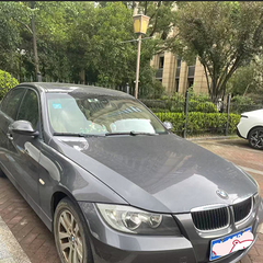 个人出售一辆宝马二手车1万