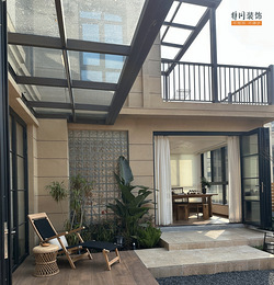 ��ɽ�£�������ԭľ�ľ������