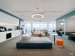 雷格斯腾达中心单人多人工位出租拎包入驻高端商务