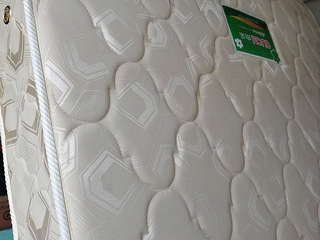 全新品牌床垫，护脊环保椰棕床垫190*150*22