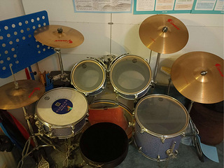 转让二手台湾进口帝生架子鼓