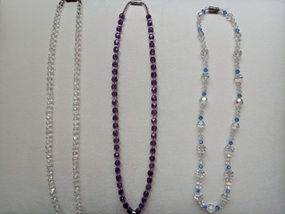 低转专柜购入全新天然紫水晶、蓝色白水晶项链3条