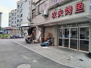 银泰附近店面出租