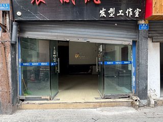 房东直租沙坪坝汉渝路杏坛苑底商