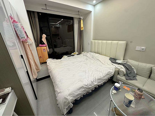 上城区东站附近，小姐姐急转，1000+
