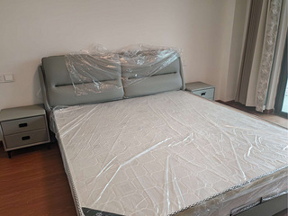 富春街道   公望地铁口金周府邸套房出租