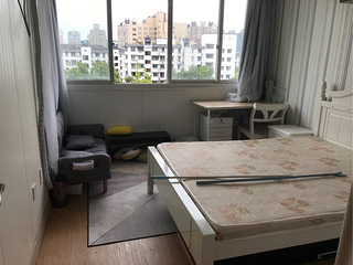 主卧朝南，纯女生合租，房东本人，艮园社区，5号线2号线双地铁