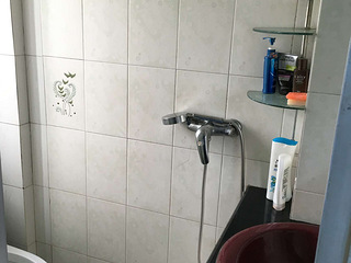 朝晖一区（市中心地铁房）新鲜出租，先到先得