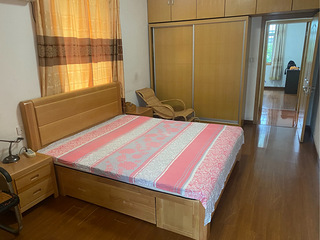 新上，曙光新村自住精装修两房，两房一样大，紧靠浙大附中，求是