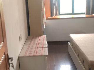 华景北苑3号楼3楼65方两室一厅一厨一卫转租