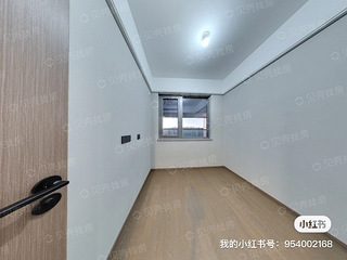 临平区翁梅地铁0距离，次新小区，房东直租