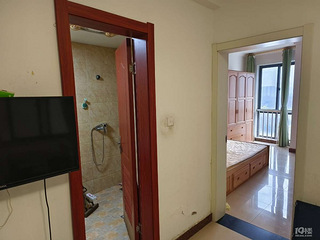 笕东嘉苑两室一厅房东直租3200元包宽带