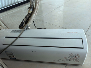 TCL空调挂机大1 P 750元自提