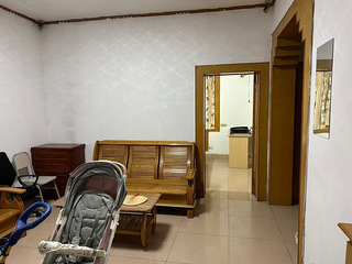 石坪桥重庆育才中学大公馆校区校内房屋出租，房东直租