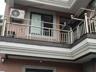 出租地铁1号线南阳站出口自建房