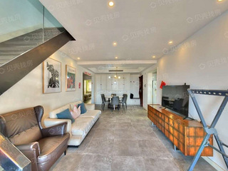 礼嘉龙湖两江新宸云澜洋房三室出租，精装修