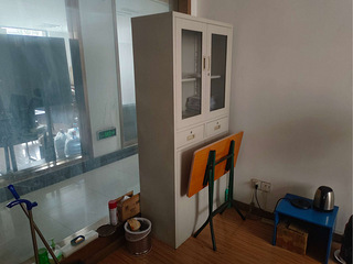 低价转让八成新办公家具